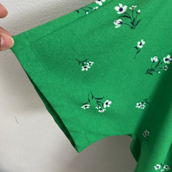 Elodie pleated shoulder button up blouse - Picture 7 of 9